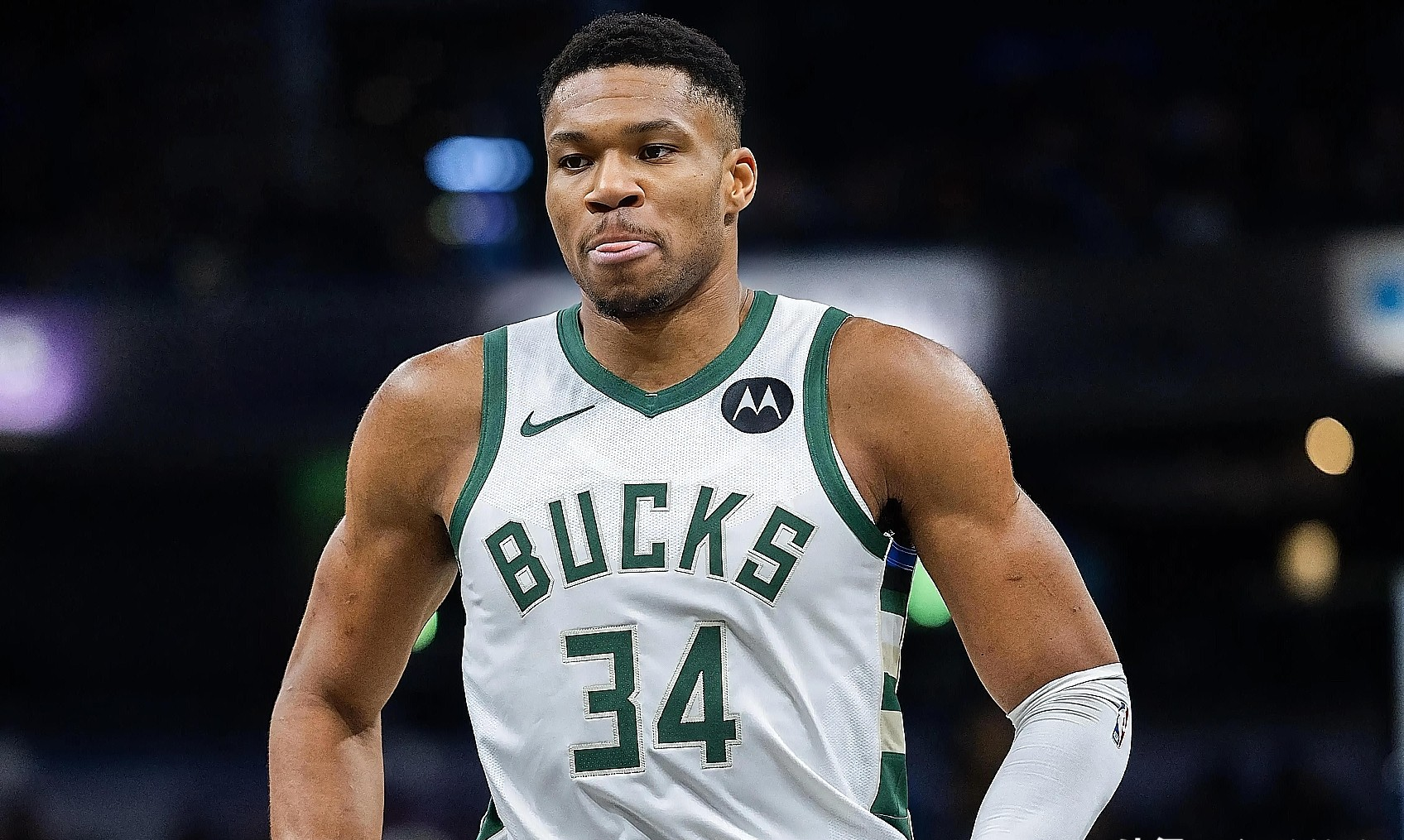 九游体育APP下载-字母哥连续七场比赛得分超过大胜Karsa与90激战MAD分钟，媒体一致点评：姆巴佩在尤文图斯比赛中败北