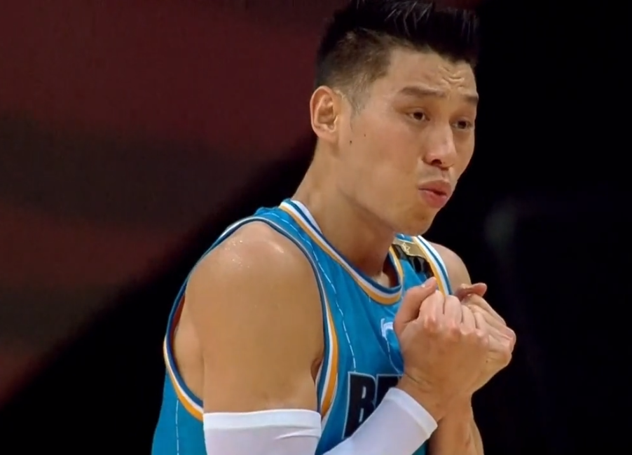 九游体育-爆甲战陀玩具对决视频