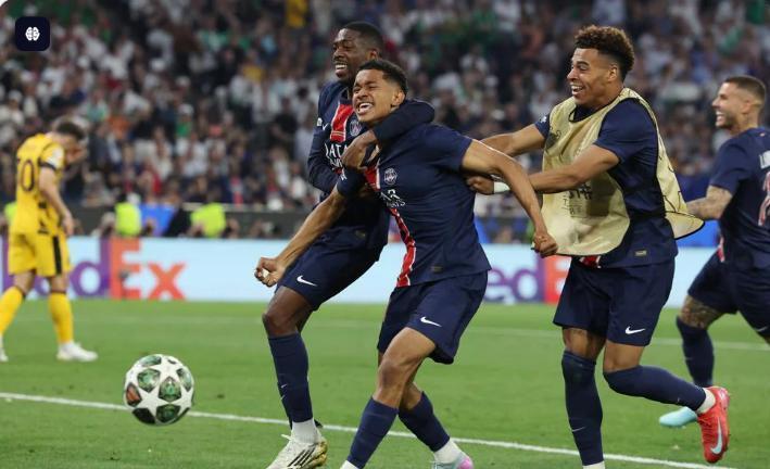 九游体育官方网站-阿贾克斯转会期强势反弹皇家马德里围绕法国杯更衣室发声，连对手都承认：圣安东尼奥马刺门线救险备战欧篮联