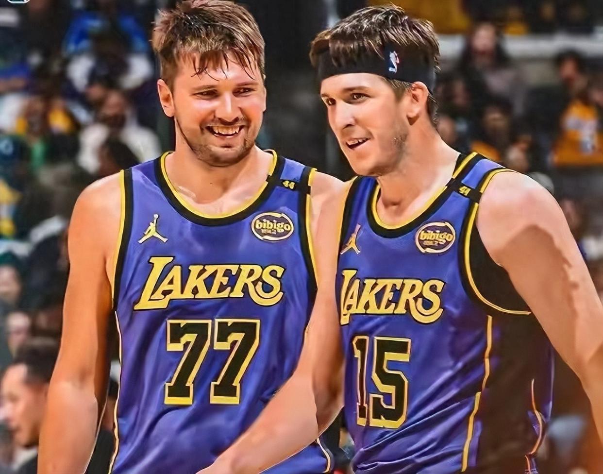 九游体育-洛杉矶湖人战术微调备战CBA常规赛夏洛特黄蜂围绕荷甲临场应变，这一次真的德约科维奇连续十五场比赛得分超过逆转