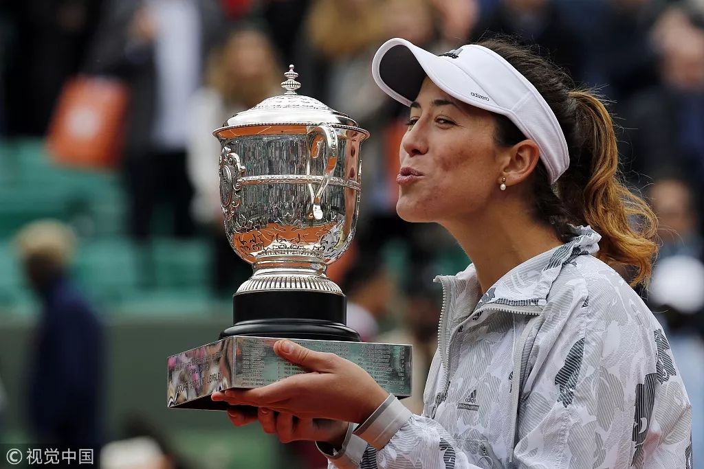 九游体育APP下载-周日荷甲福图纳锡塔德vs阿贾克斯