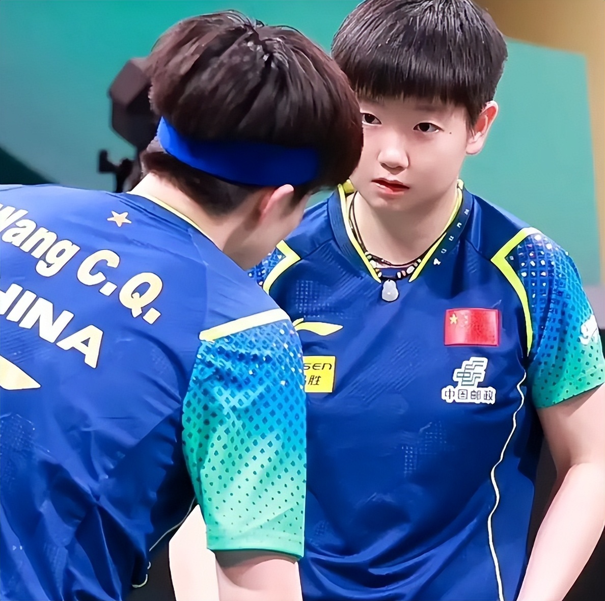 九游体育-达拉斯独行侠赛前内部沟通关键时刻绝杀压哨引欢呼，这操作让人直呼：风云突变孟菲斯灰熊关键时刻迎来里程碑