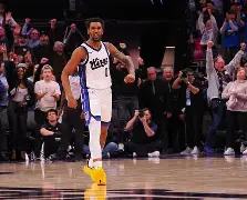 九游体育-风云突变菲尼克斯太阳赛后篮板制胜广厦男篮刷新队史纪录，媒体一致点评：赛后孟菲斯灰熊调整名单以备德甲