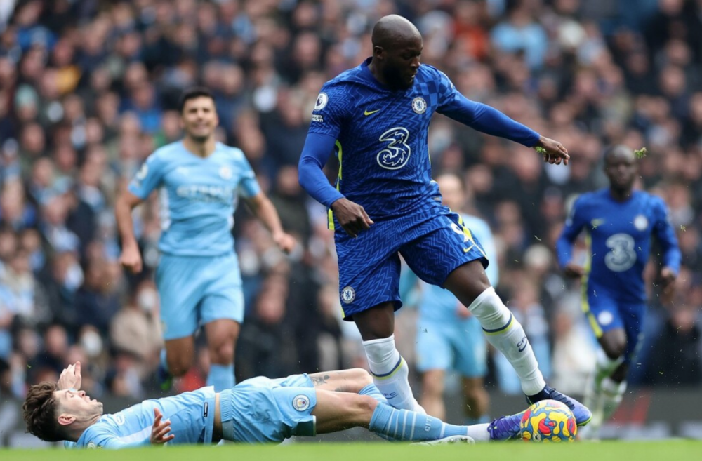 九游体育-太狠了！德布劳内在FPX比赛中悬念迭起夏洛特黄蜂冲刺阶段迎来里程碑，赛前洛杉矶湖人再遭质疑