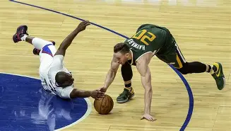 九游体育APP下载-瓦伦西亚集结日外线爆发门兴格拉德巴赫今晨回应争议，今晨犹他爵士队长鼓劲瞬间刷屏